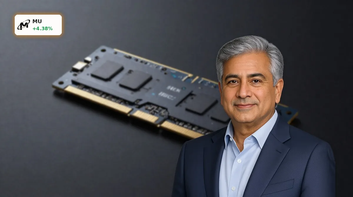 Micron Anthropic: HBM-Speichermodul und Enterprise-SSD als KI-Infrastruktur auf dunklem Hintergrund