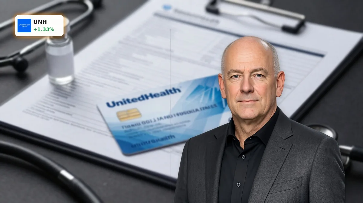 UnitedHealth Regulatorik: Schock, DOJ-Druck und Q1-Comeback 4 UnitedHealth Regulatorik mit Versicherungskarte, Rezeptflasche und Akte im dunklen Studio-Setup