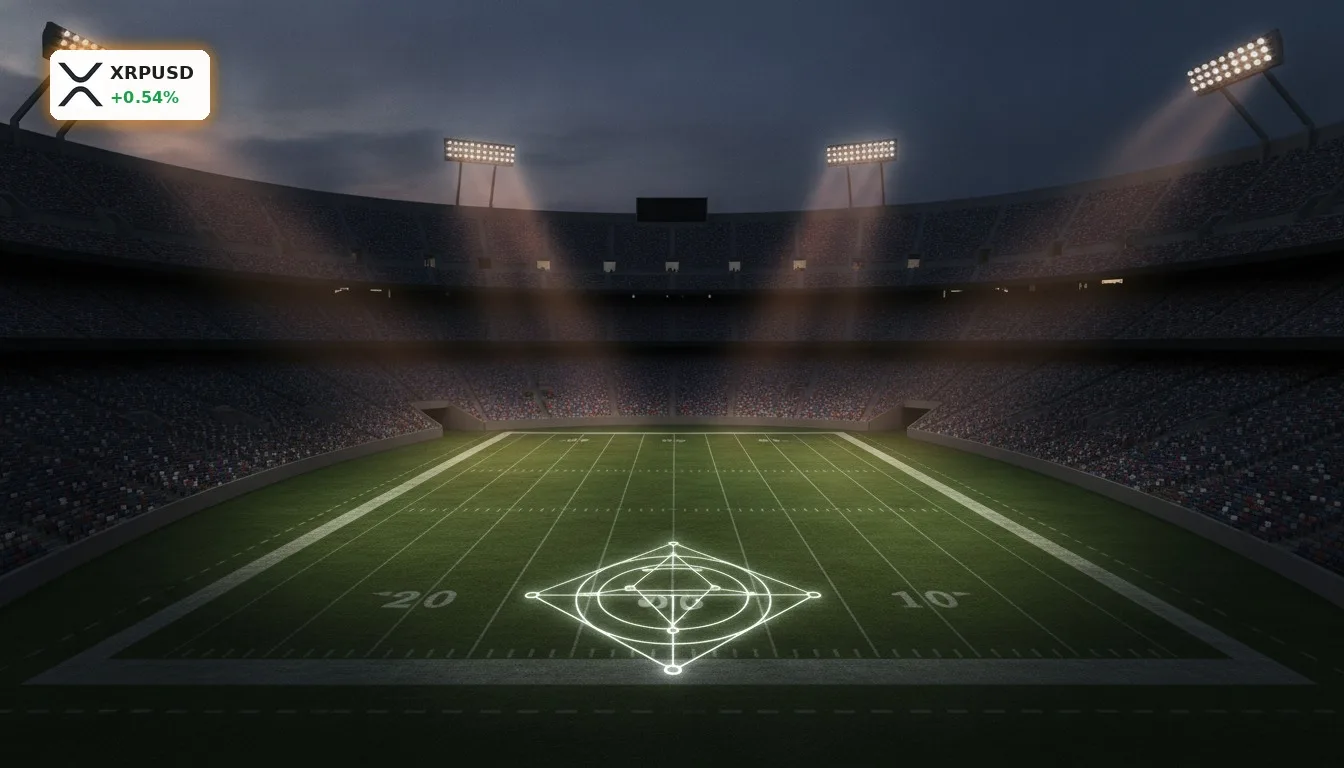 Ripple Partnerschaft: Sport-Sponsoring auf Rekordniveau und XRP-Debatte 4 Abendansicht eines leeren College-Football-Stadions mit einem leuchtenden Logo auf dem Spielfeld, das eine Ripple Partnerschaft symbolisiert.